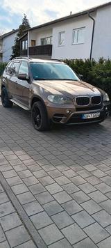 BMW Bmw X5 e70 xdrive 3.0d Facelift  Neu TÜV - BMW X5 aus 2011: 5.0