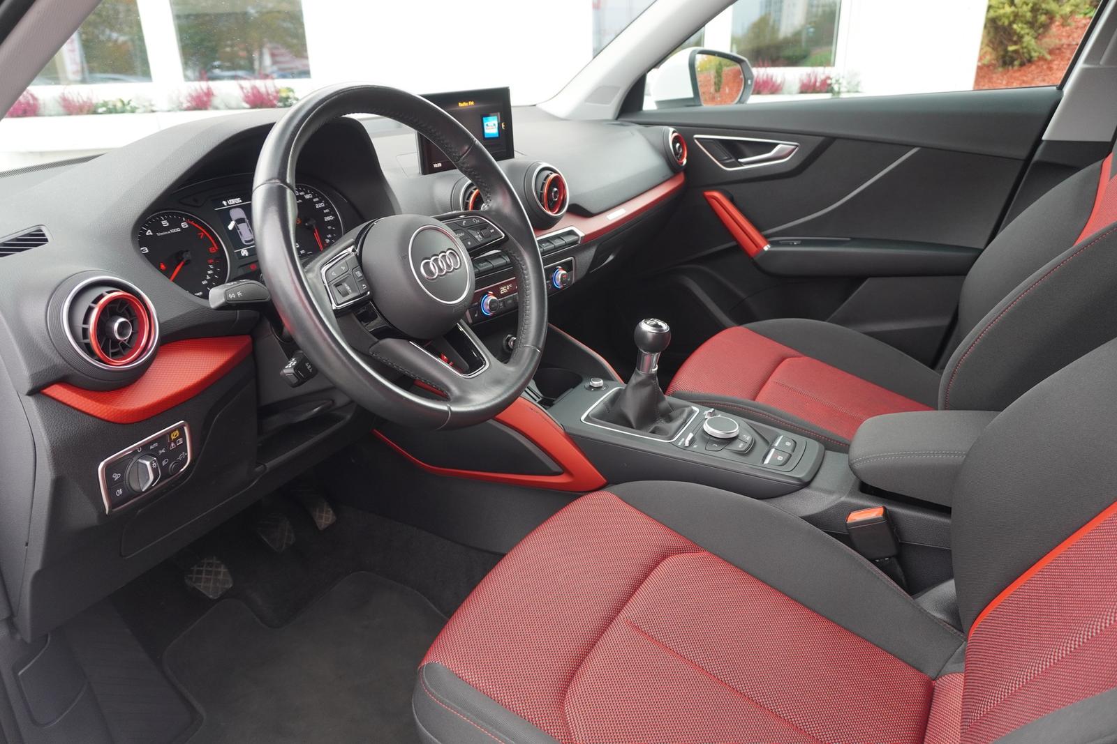Audi Q2 1.0 TFSI Sport LED Navi Tempomat Sitzheizung