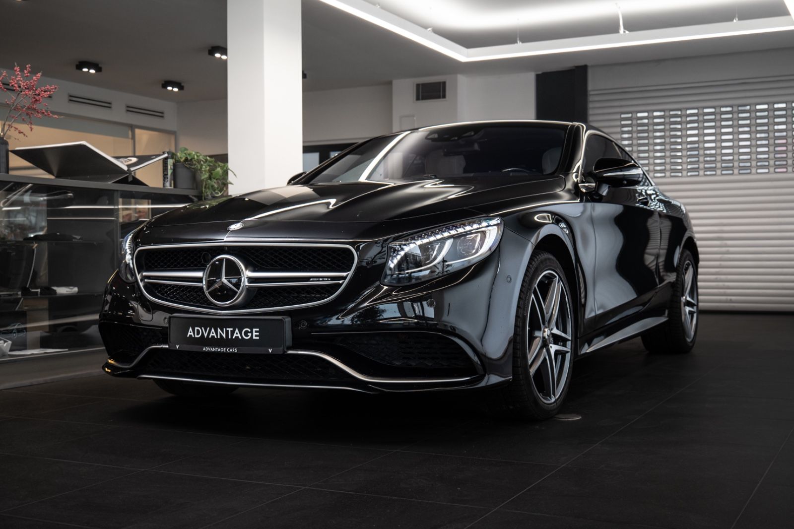 MERCEDES-BENZ S 63 AMG Coupe 4Matic/Burmester/LED/360/Pano