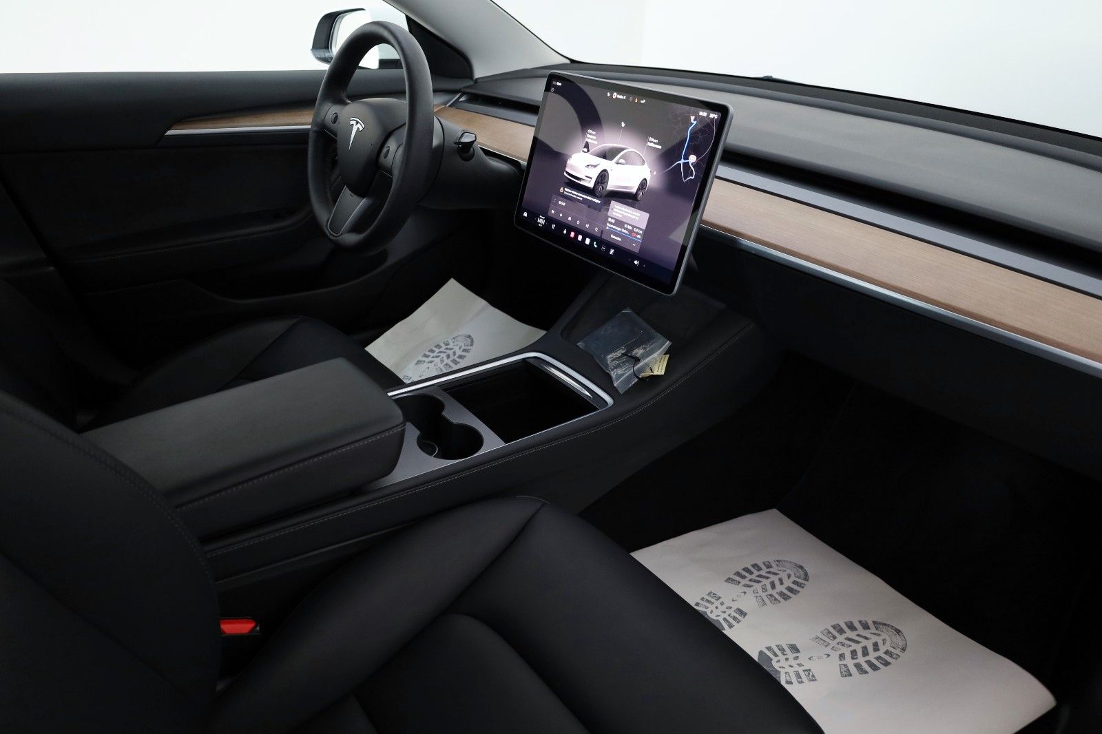 Fahrzeugabbildung Tesla Model 3 Long Range AWD, Autopilot 3, Panorama,WR