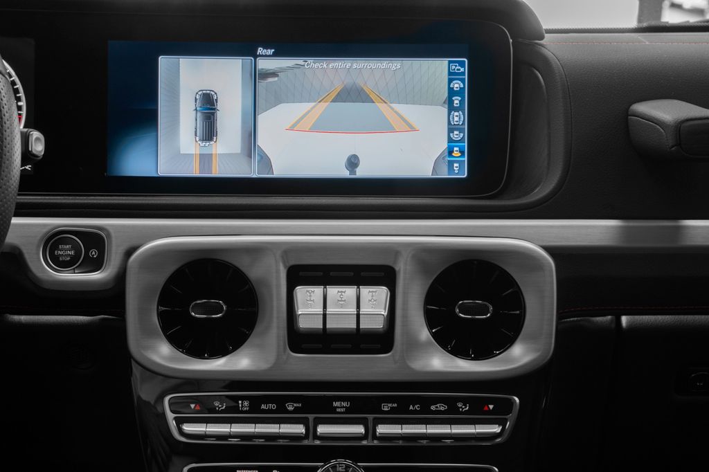 G 350 d BLACK/BLACK AMG LINE SUNROOF MASSAGE 20" - Bild 23