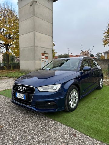 Audi A3 SPB 1.6 TDI clean diesel Ambition