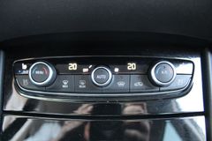 Fahrzeugabbildung Opel Grandland X1.5D Ultimate LED/LEDER/4xSHZ/LHZ/NAV