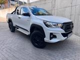 Toyota Hilux 2020 | 150 HP | 2.4 D-4D | 27,000 km Milea - Toyota Hilux: 2.4