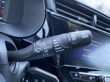 Bild 21 Opel Corsa 1.2 Edition AT8/SHZ+LHZ/PDC v+h+CAM/ALLWET