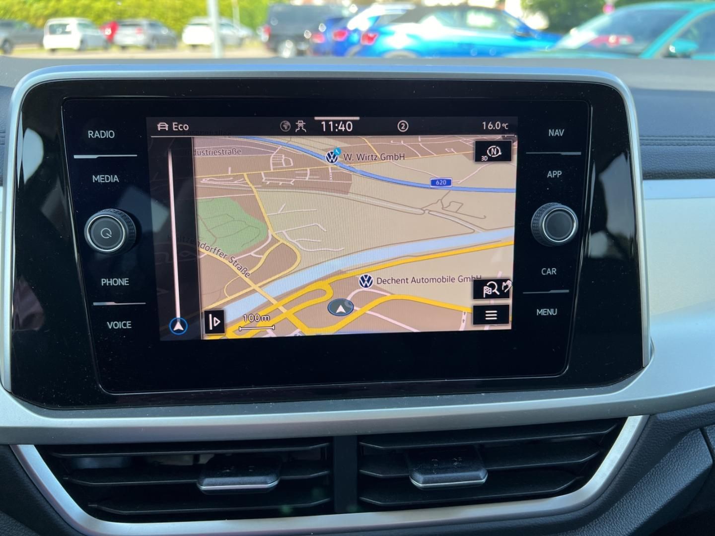 Fahrzeugabbildung Volkswagen T-ROC MOVE MOVE 1.5l TSI,DSG,Navi,Climatronic,17