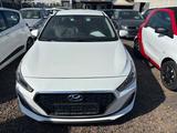 Hyundai i30 cw YES! - Hyundai i30 bis 15.000 Euro