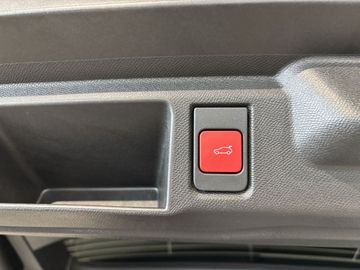 Fotografie 12 des Opel Grandland (X) Grandland Electric AWD 73kWh Ultimate Pano Leder