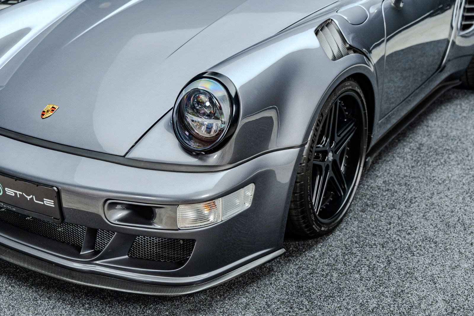 Fahrzeugabbildung Porsche 911 Kimaera 1 of 28 964 Backdate + Vollumbau.