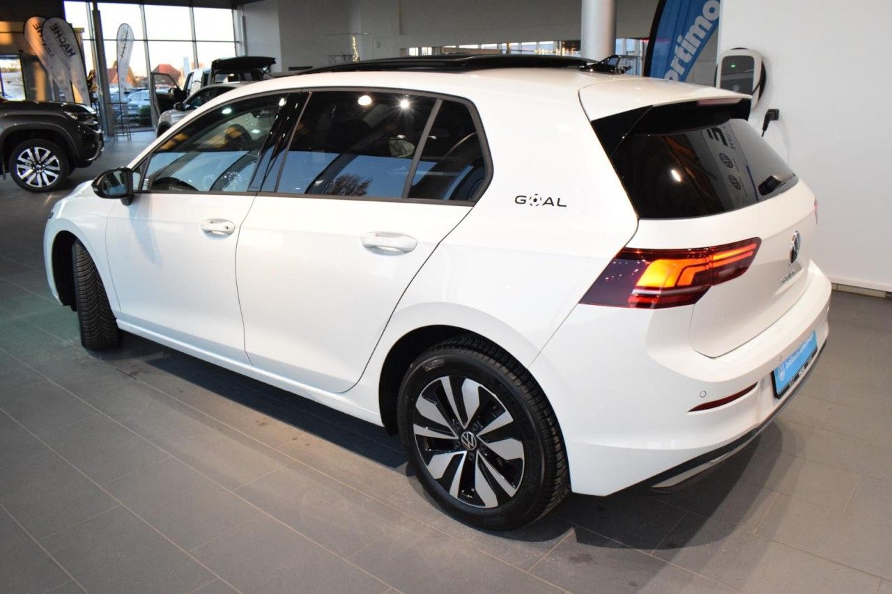 Volkswagen Golf - Bild 4