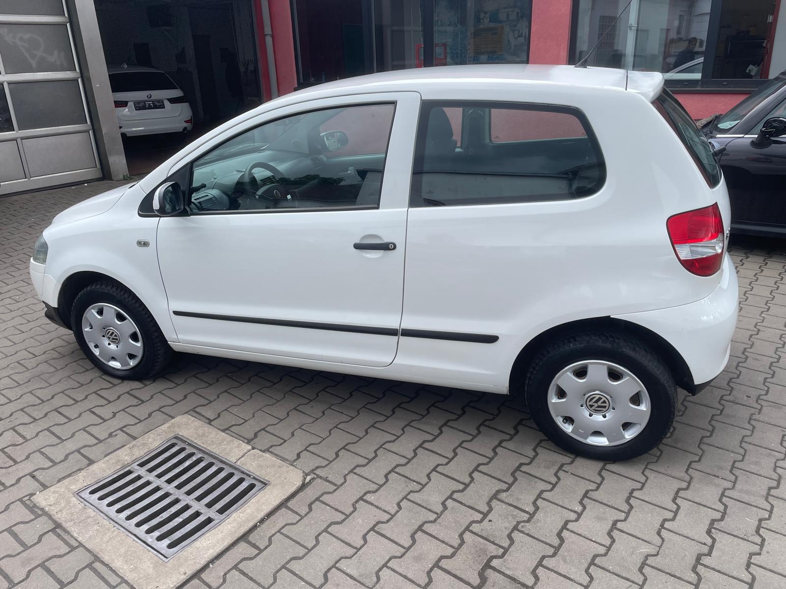 Volkswagen Fox Basis/Tüv neu