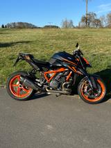 KTM 1290 Super Duke R evo - KTM 1290 Super Duke R EVO