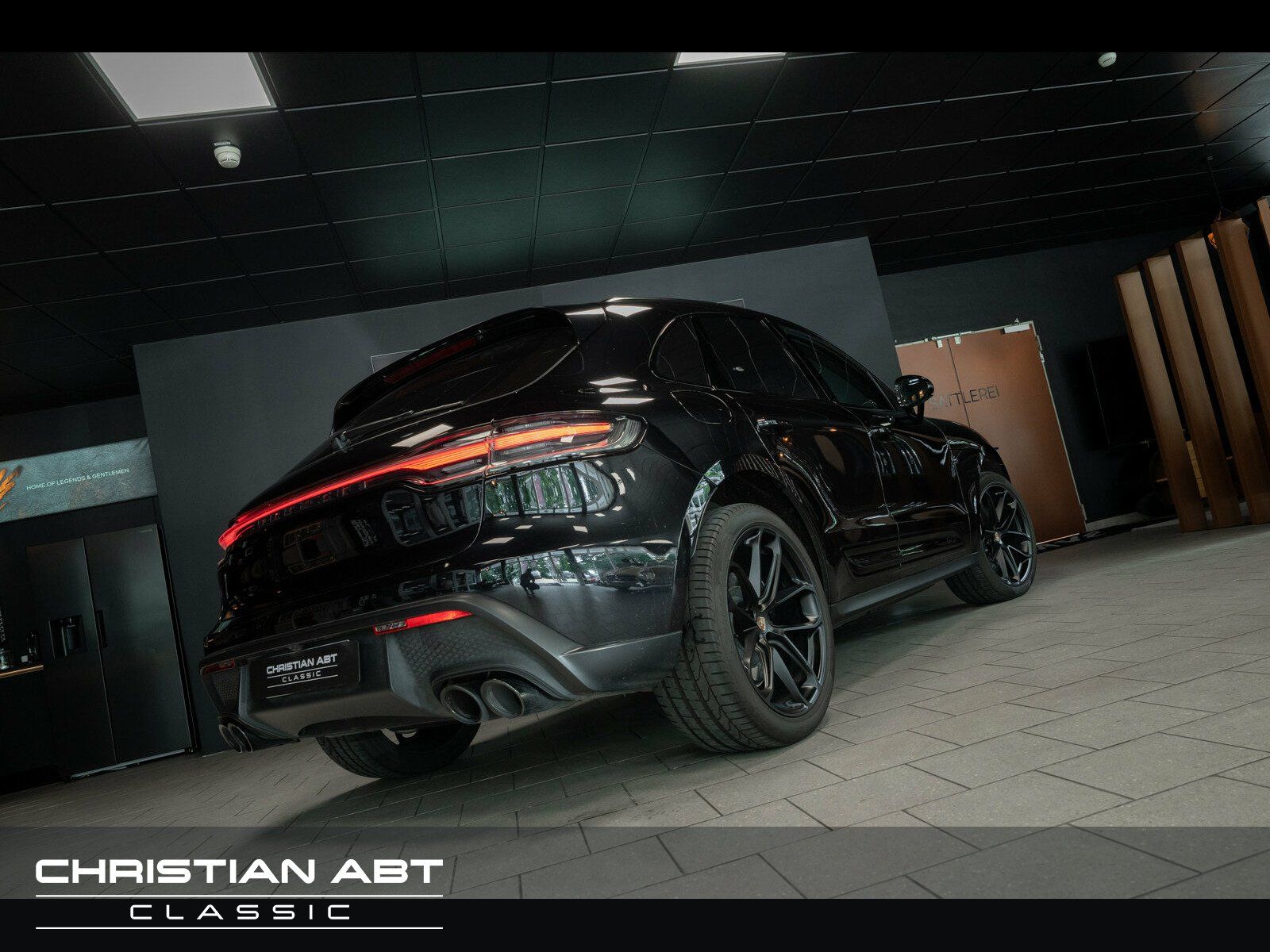 Fahrzeugabbildung Porsche Macan GTS Mopf * AHK * LED * Carbon * Pano *