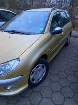 Peugeot 206 Tendance 110 Automatik ESP Tendance - Peugeot 206 Tendance mit Benzin-Antrieb