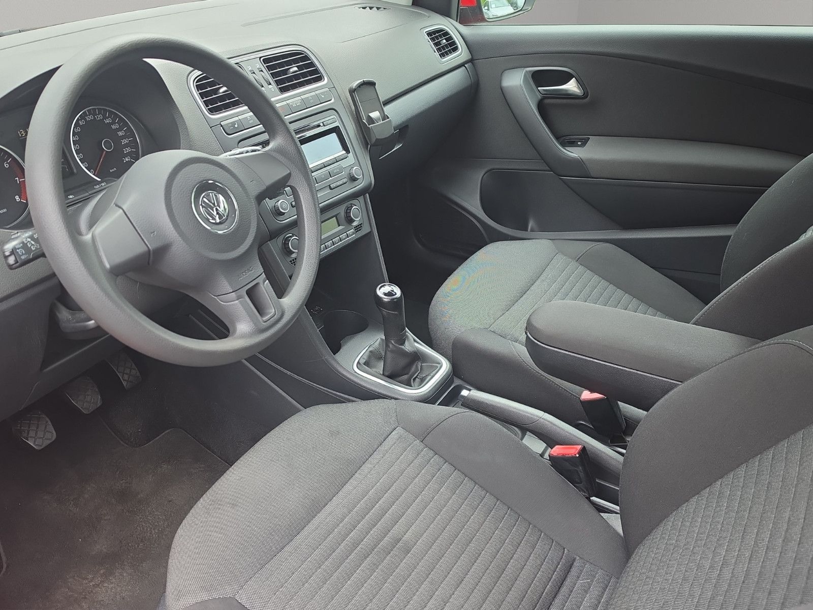 Fahrzeugabbildung Volkswagen Polo V Comfortline BlueMotion/BMT KLIMA SHZ TEMP
