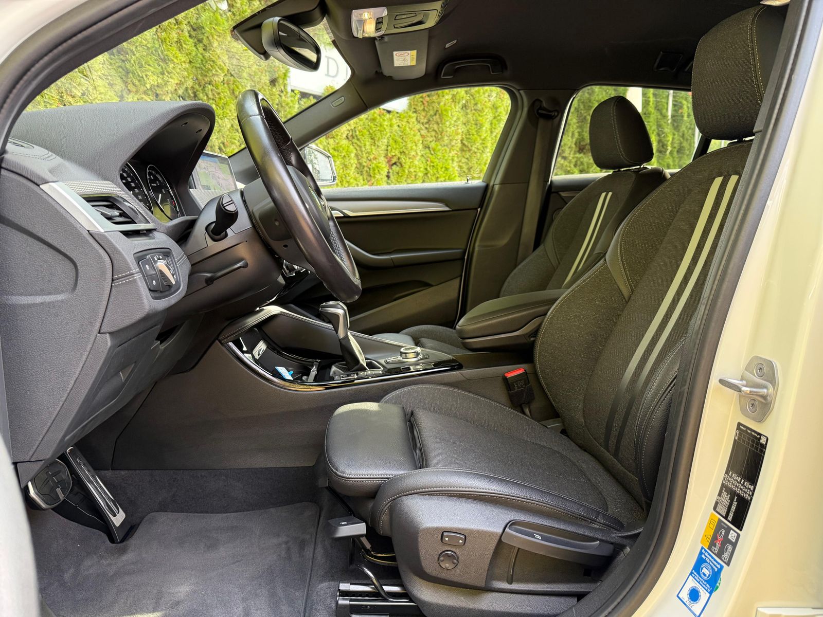 Fahrzeugabbildung BMW X2 xDrive 25e M Sport LED+NAV+KAM+H&K+PARK+CARPL
