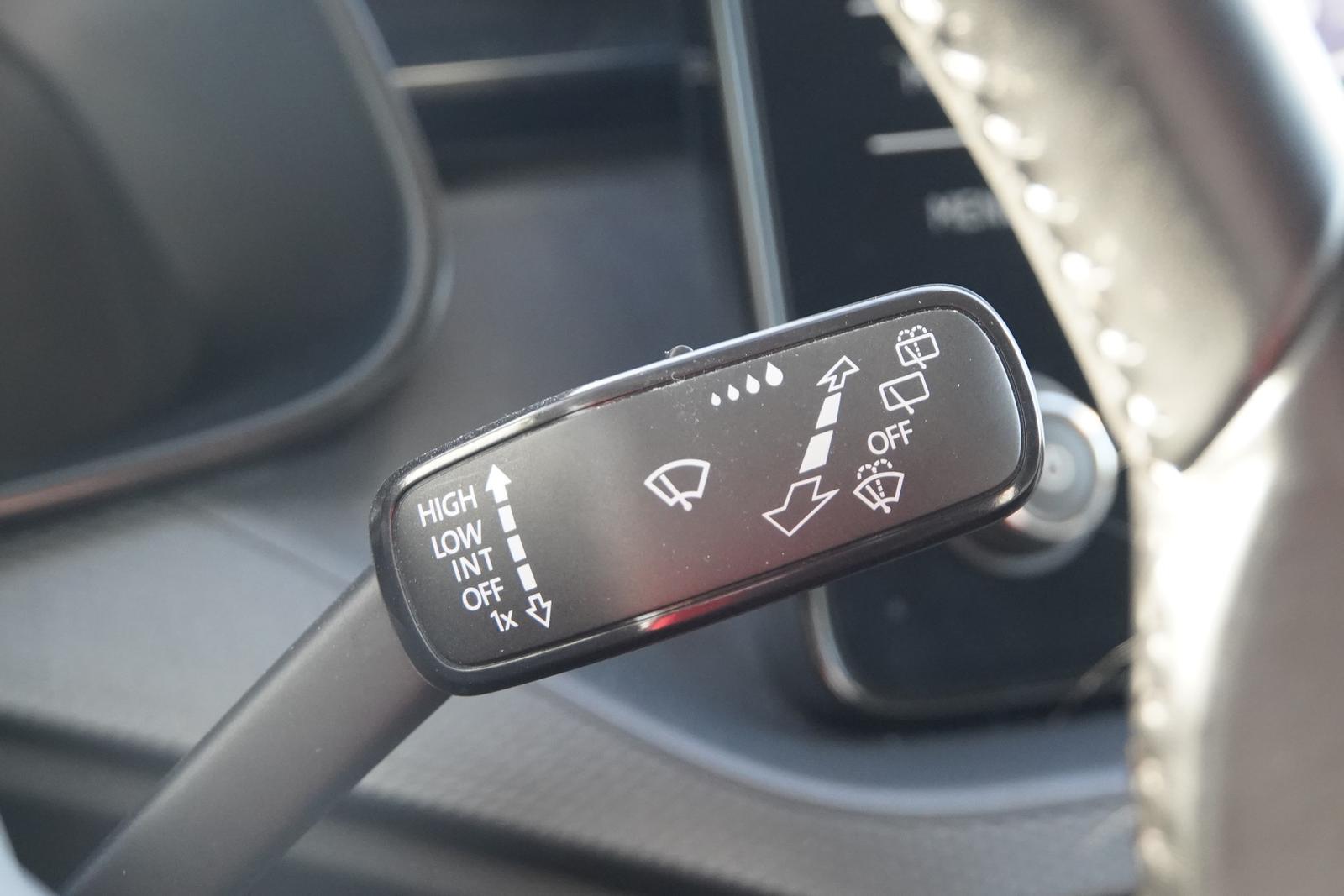 Skoda Kamiq 1.0 TSI DSG LED Sitzheizung Tempomat