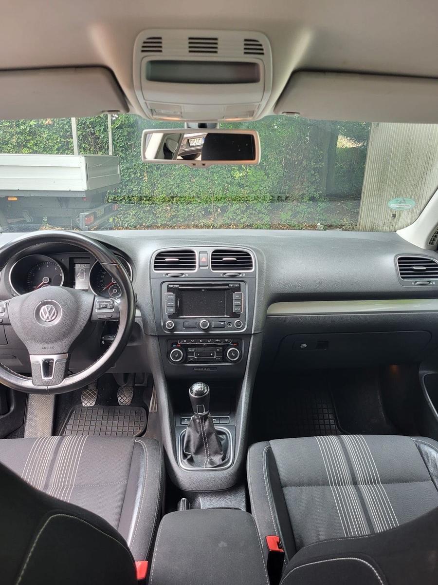 Volkswagen Golf 2012 — photo 8