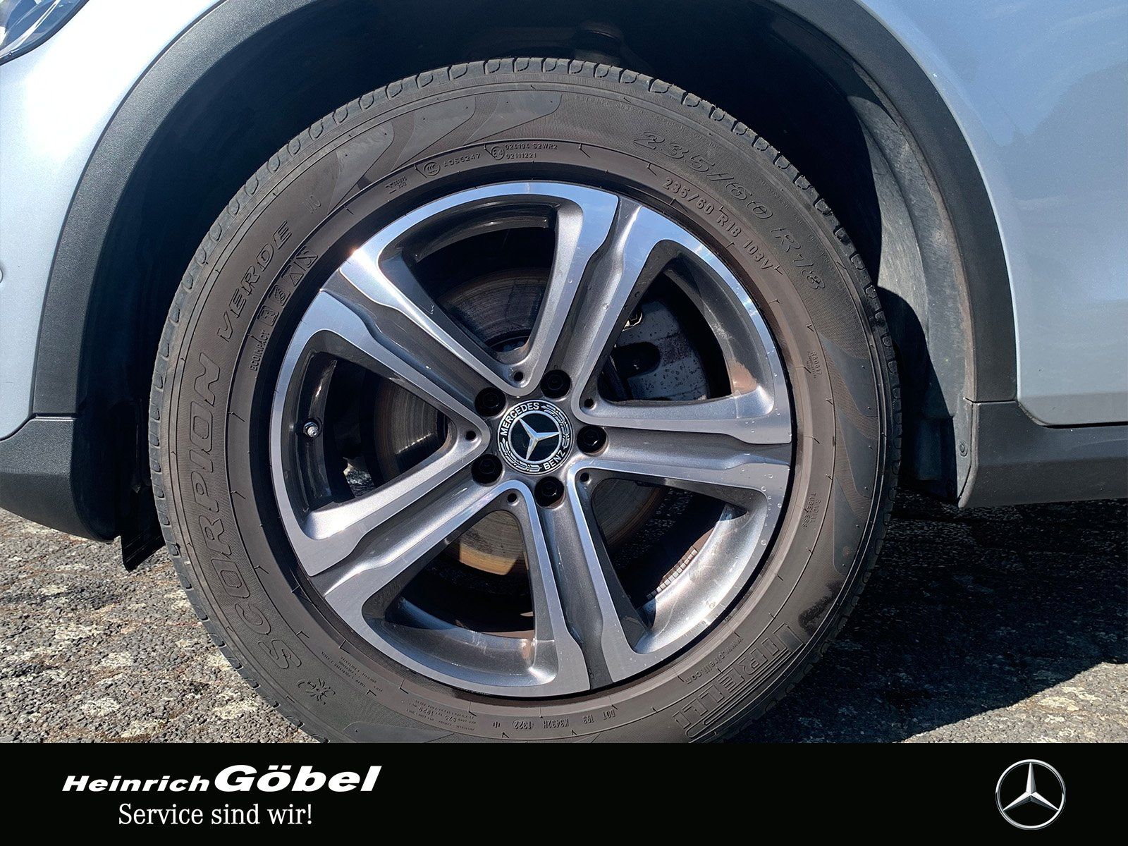 Fahrzeugabbildung Mercedes-Benz GLC 220 d 4Matic (EURO 6d)