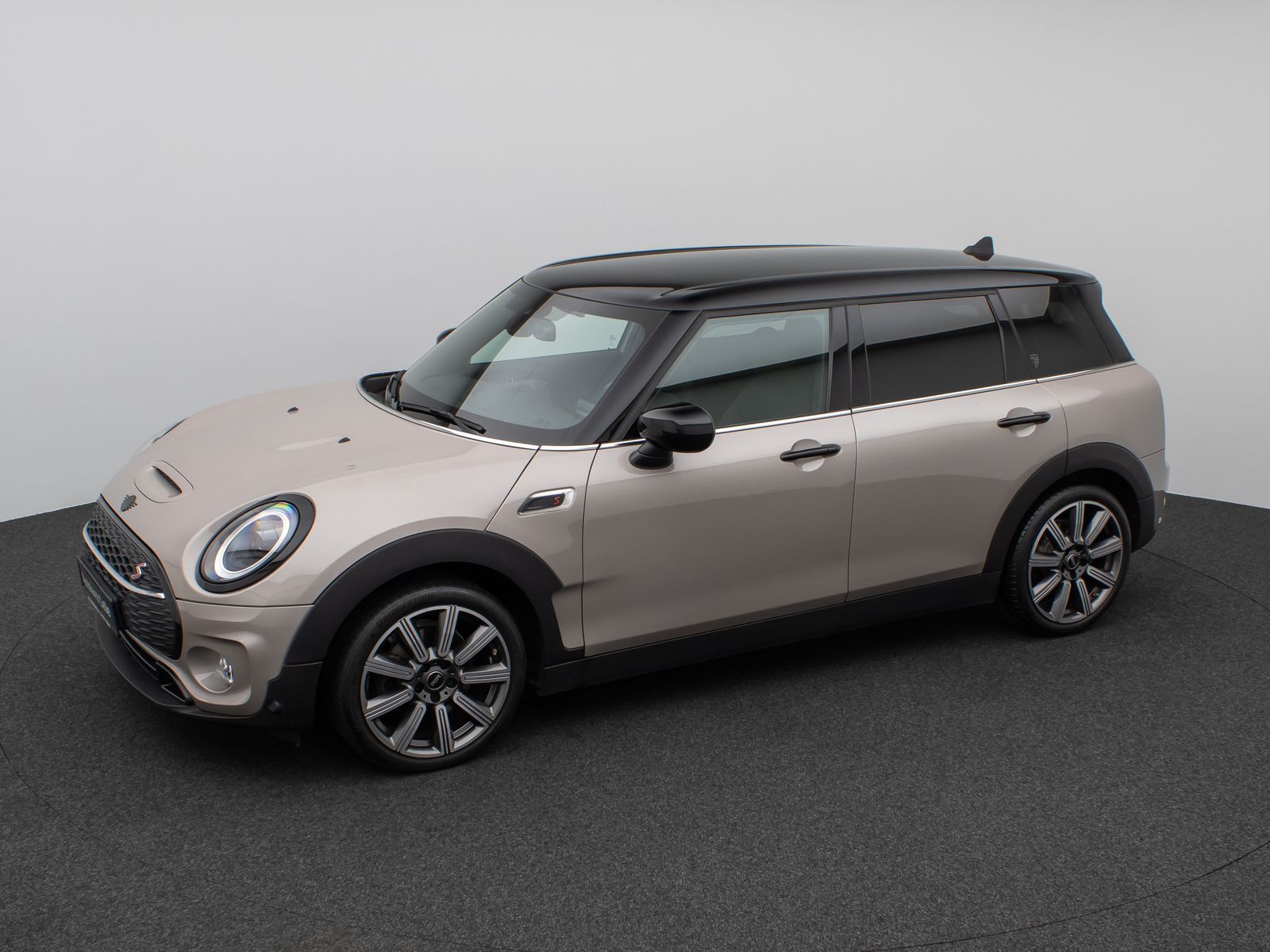 Fahrzeugabbildung MINI Cooper S Clubman Yours Trim Kamera DAB Komfort
