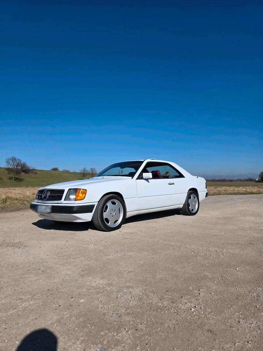 Mercedes-Benz CE 300