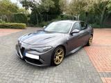Alfa Romeo Quadrifoglio  375 kW  Carbon-Sitze & carbon  - Alfa Romeo Giulia: Quadrifoglio