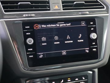 Volkswagen Tiguan DSG ELEGANCE LED MATRIX IQ ACC KAMERA