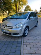 Toyota Corolla 7 sitzt - gebrauchte Toyota Corolla aus dem Jahr 2004