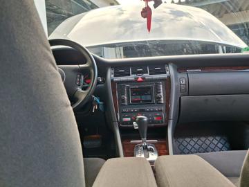 2001 AUDI A8 — фото 4