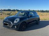 MINI Mini Cooper F56 / Bremsen+Service NEU / 8-Fach 