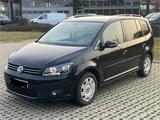 Volkswagen Touran 1.4 TSI 103kW Rentner Fahrzeug 9850km, - Volkswagen Touran: 1.9