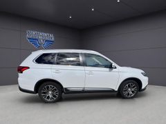 MITSUBISHI Outlander 4x4 KLIMA,NAVI,PDC,360CAM,SHZ,XENON,BT