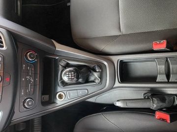 Ford Focus - 8