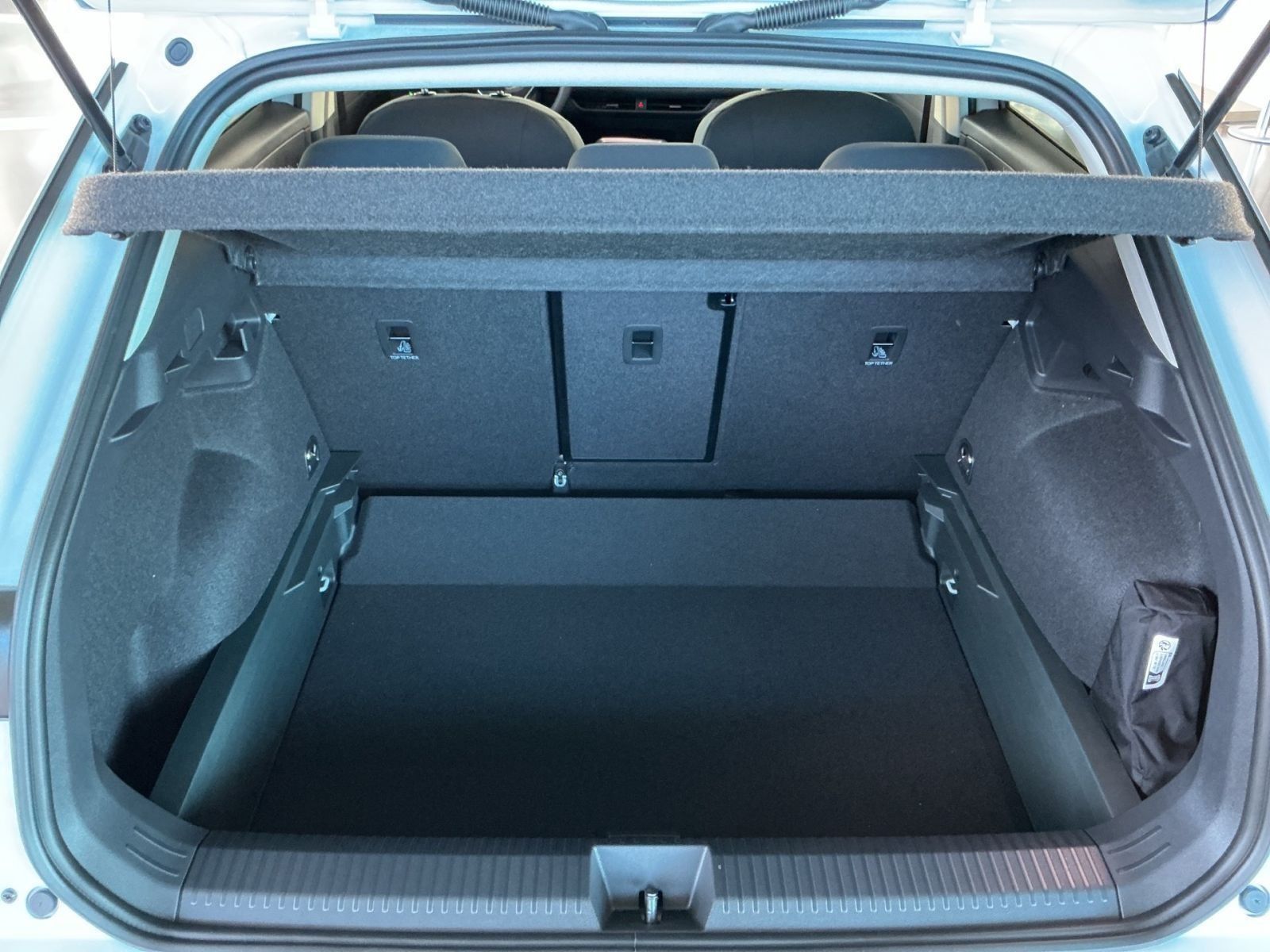 Volkswagen T-Roc - Bild 13