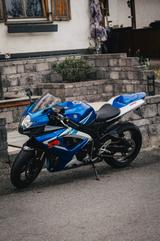 Suzuki GSX-R750 - Offers