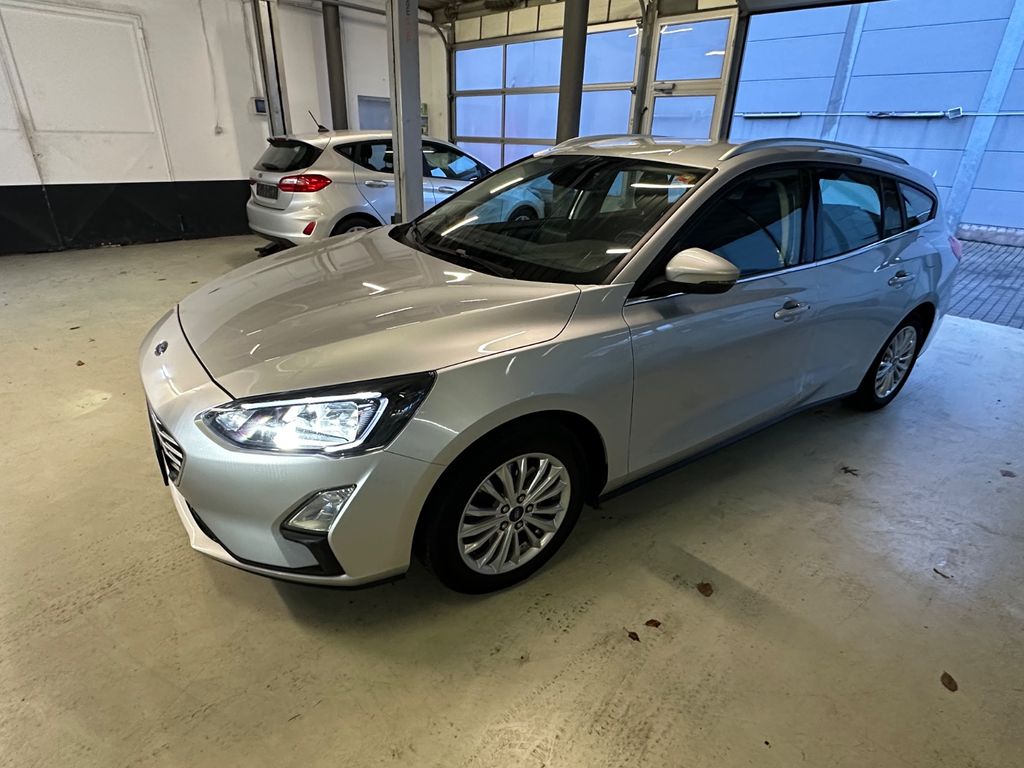 Ford Focus Turnier Titanium AHK