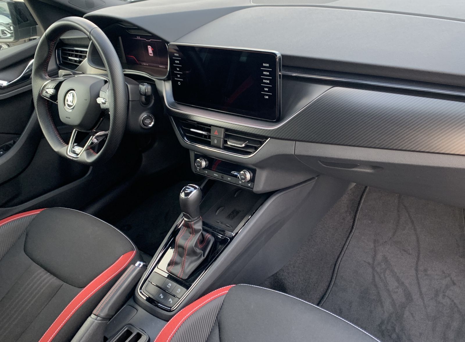 Fahrzeugabbildung SKODA Kamiq 1.6 TDI*Monte Carlo*Pano*Cam*LED*Sound*