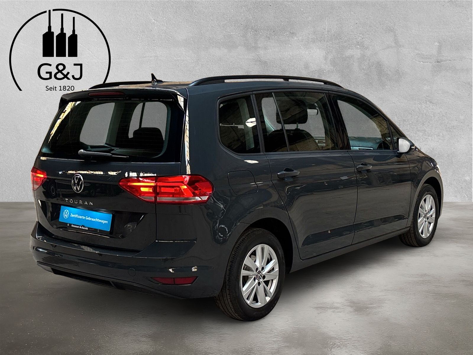 Fahrzeugabbildung Volkswagen Touran 1.5 TSI DSG digitalCP Navi SHZ ACC PDC