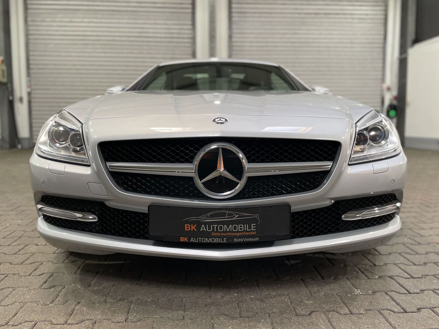 Fahrzeugabbildung Mercedes-Benz SLK 200 Sport #Leder#Bi-Xenon#H&K#ACC#Airscarf