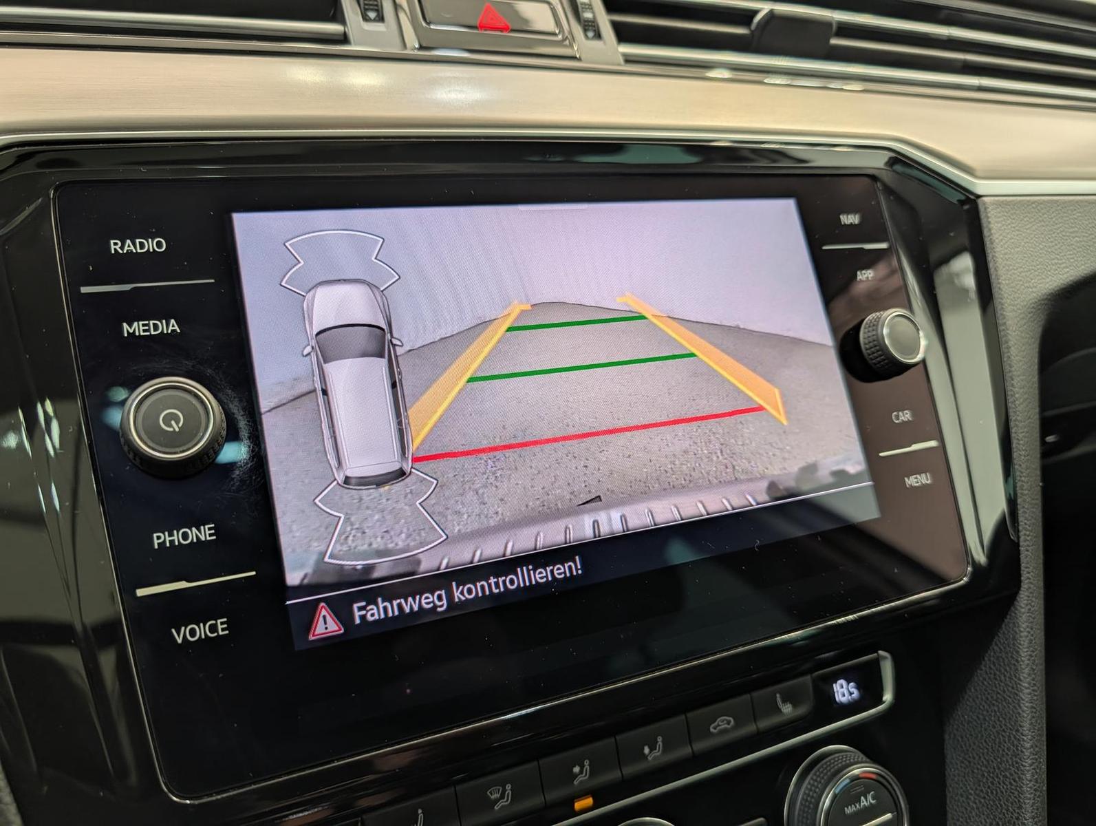 Volkswagen Passat 1.5 TSI DSG R-line ACC LED Pano L, миниатюра 20