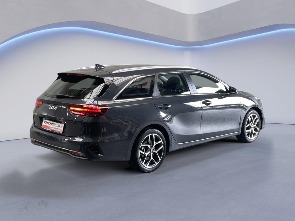 Kia Ceed SW 1.5 T-GDI DCT Spirit