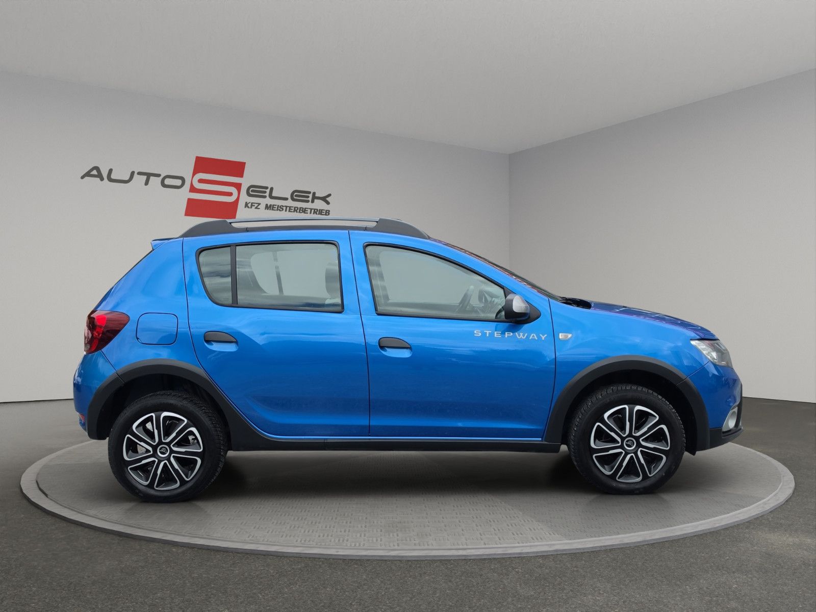 Fahrzeugabbildung Dacia Sandero II Stepway Prestige aus 1.Hand
