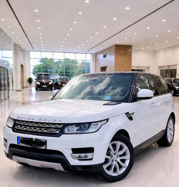 Image of Land Rover Range Rover