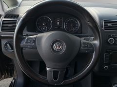 VW Touran Highline AHK|8xBereift|SHZ|Klima|PDC|MFL