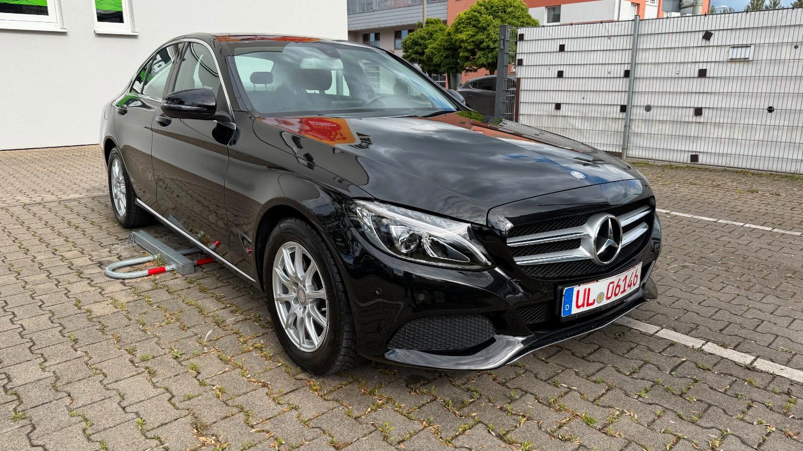 Mercedes-Benz C 180 C Limousine C 180 CGI