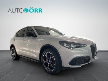 Alfa-Romeo Stelvio - 8