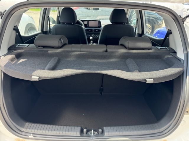 Fahrzeugabbildung Hyundai i10 1.0 MJ24 M/T Select KLIMA+RADIO+TEMPOMAT+UVM