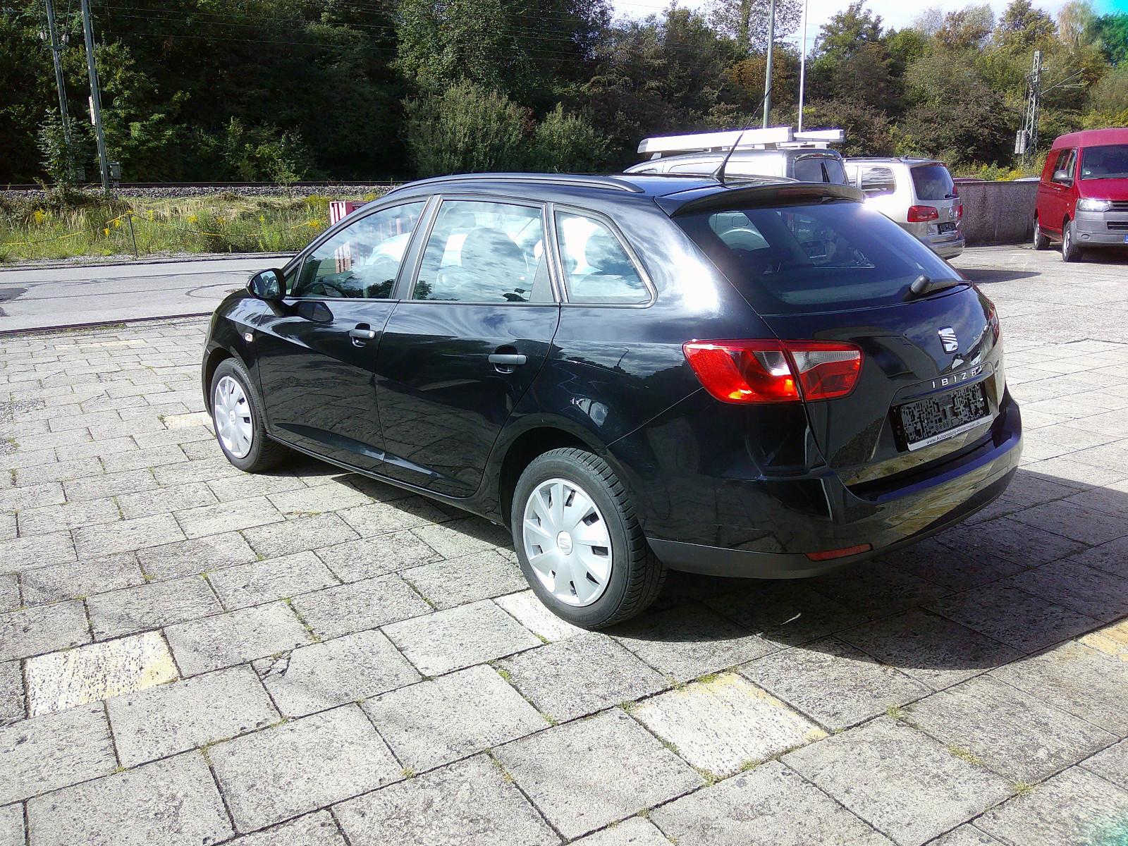 Seat Ibiza 2013 — rear view