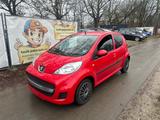 Peugeot 107 Filou - Peugeot 107 mit Benzin-Antrieb: Kleinwagen, Automatik