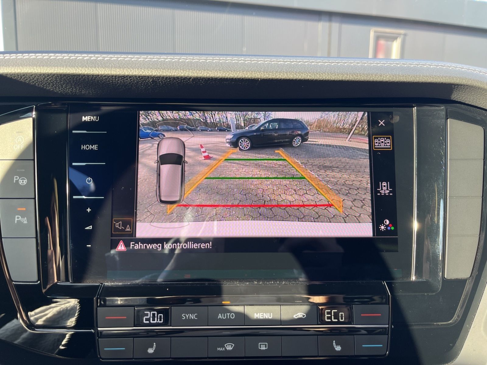 Volkswagen Touareg - Bild 17